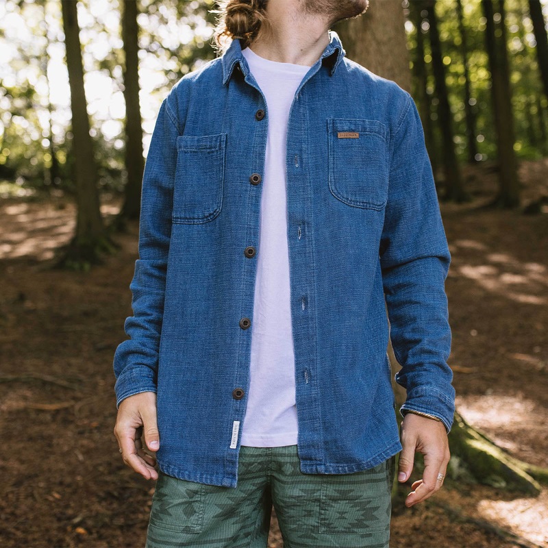 Backcountry Bio-Baumwolle Denim Langarmshirt – Gewaschener Denim
