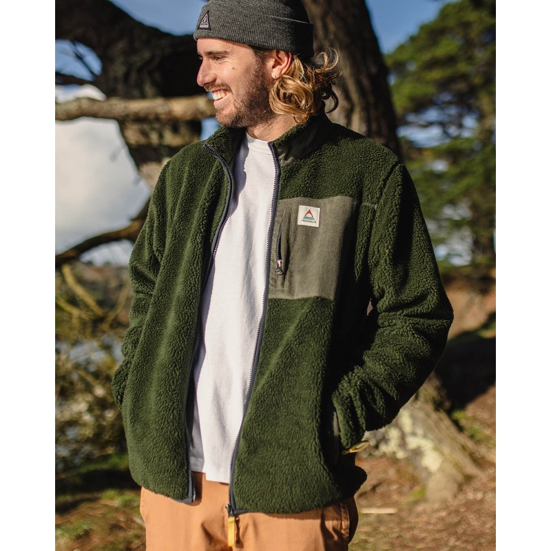 Trekker Recyceltes Tiefflor-Sherpa-Fleece – Tannengrn