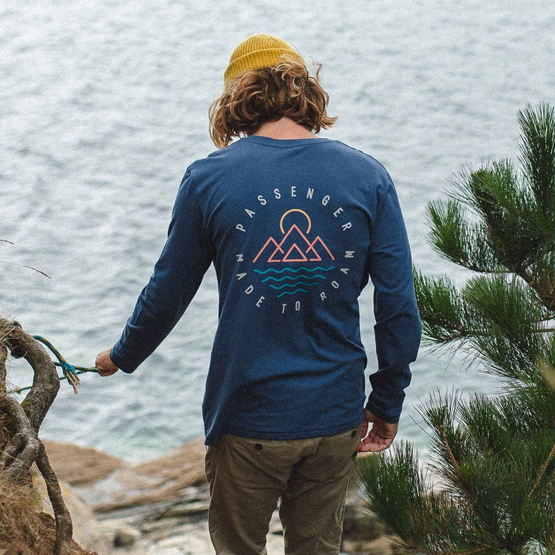 Escapism Recyceltes Langarm-T-Shirt – Dunkler Denim