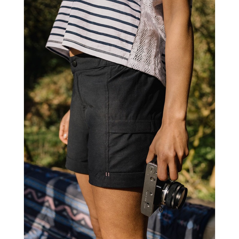 Laura Allzweck-Short – Echtes Schwarz