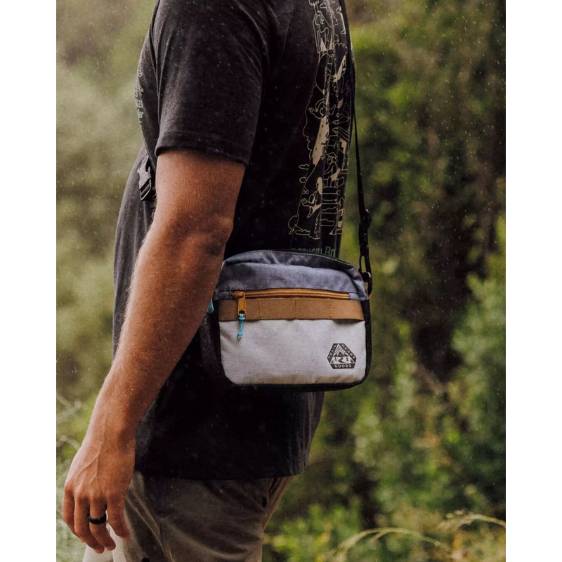 Navigate Hybridfahrrad und Hfttasche 2.0 – Provinziales Blau