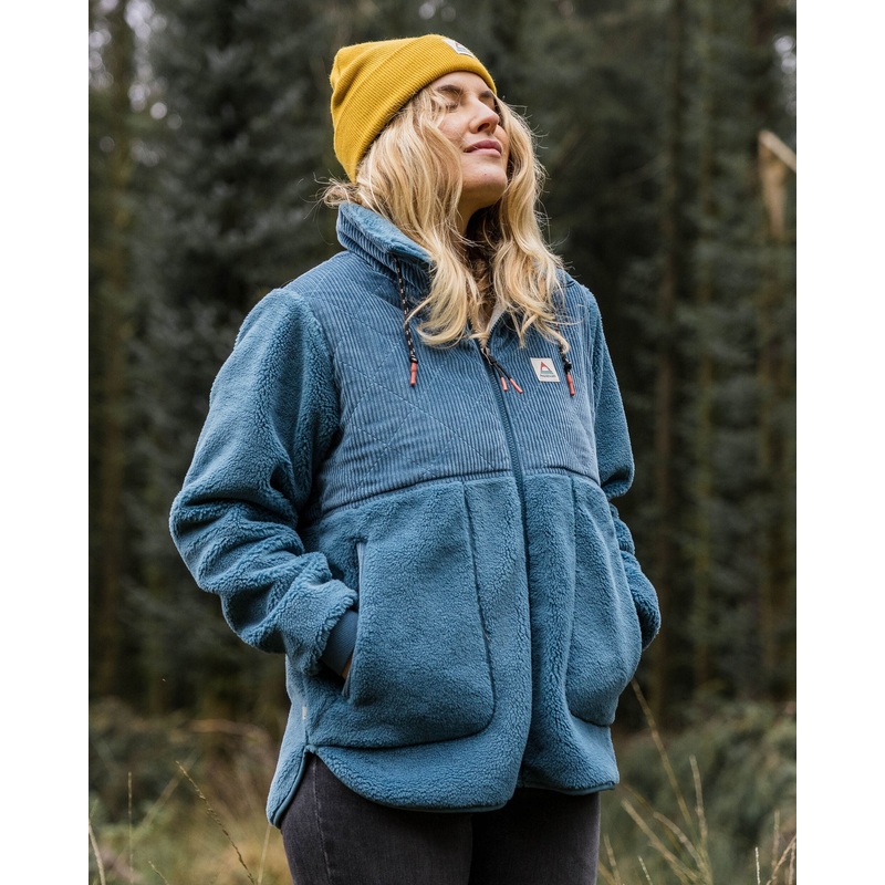 Awaken Recyceltes Tiefflor-Sherpa-Fleece – Verwaschenes Blau