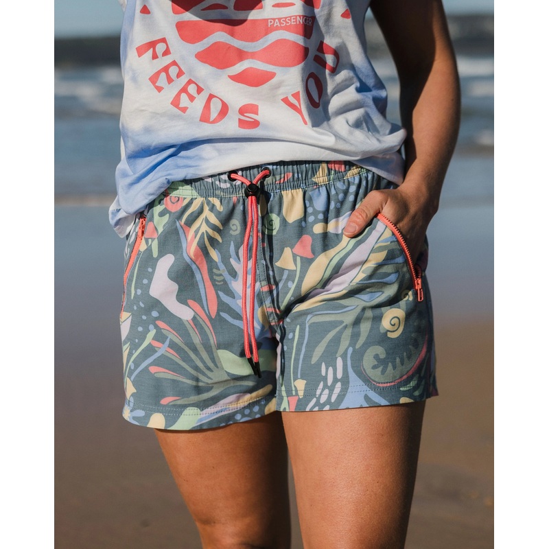 Way Out Allzweck-Shorts – Abstrakte Seealgen Gezeitenblau