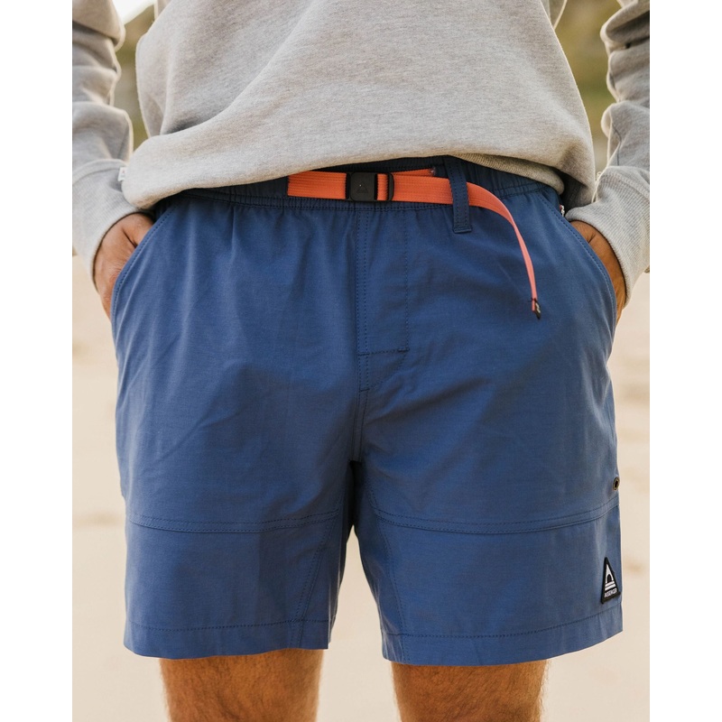 Core Allzweck-Short – Dunkler Denim
