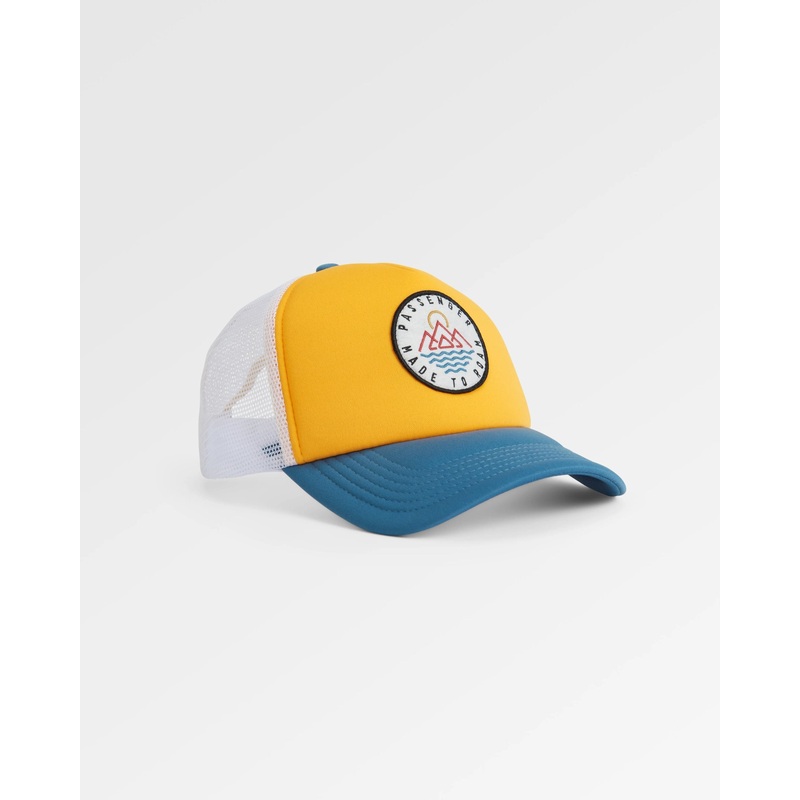 Escapism Trucker Cap – Mondlichtblau
