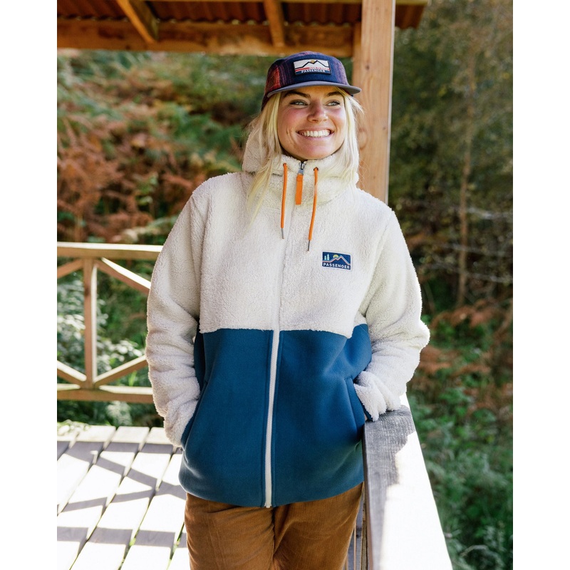 Nestling Sherpa Kapuzen-Fleece – Gezeitenblau