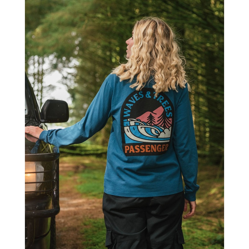 Waves & Trees Recyceltes Langarmshirt – Gezeitenblau