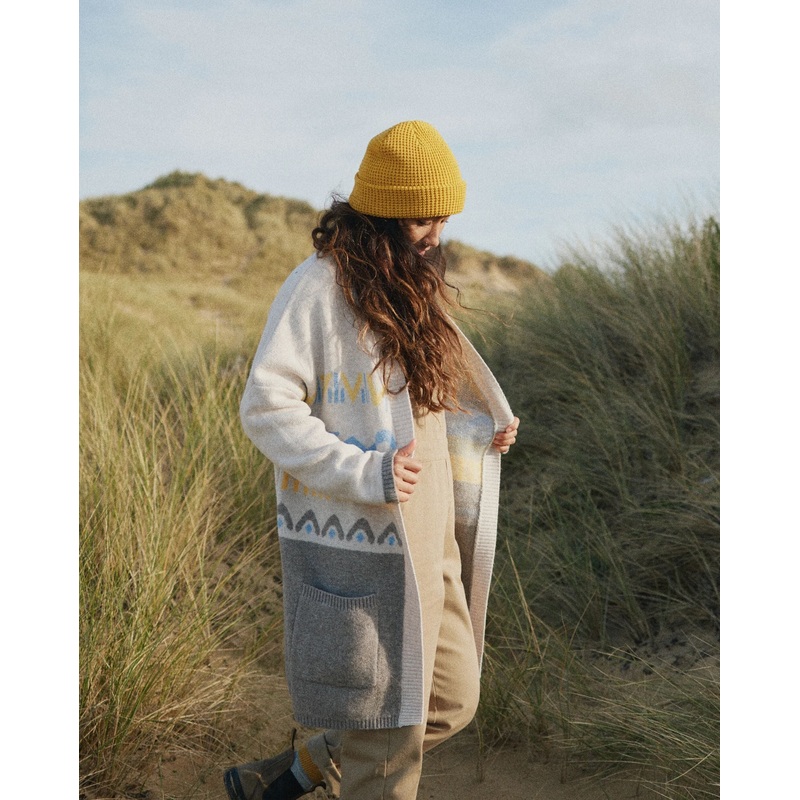 Nettle Recycelte Strickjacke – Birke