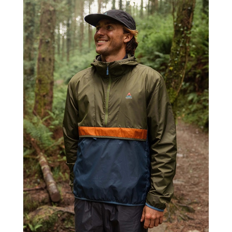 Gusto Recycelte Windjacke – Khaki/Dunkel-Denim