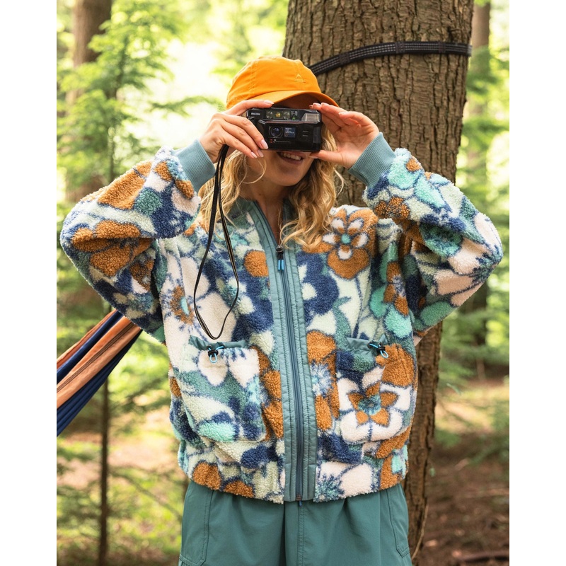 Lucia Recyceltes Sherpa-Fleece – Vintage Floral Aqua