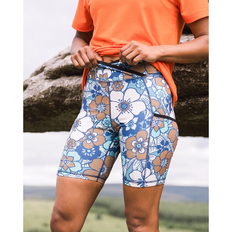 Mantra Recycelte Active Short – Vintage Floral Aqua