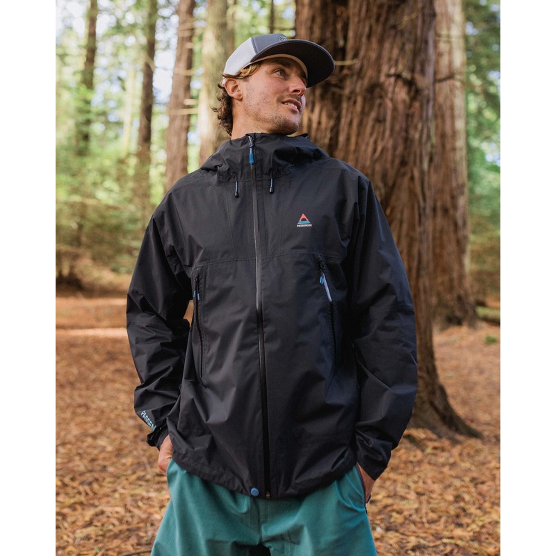 Trailscape Light Herren-Regenjacke aus recyceltem Material  wasserdicht  Schwarz