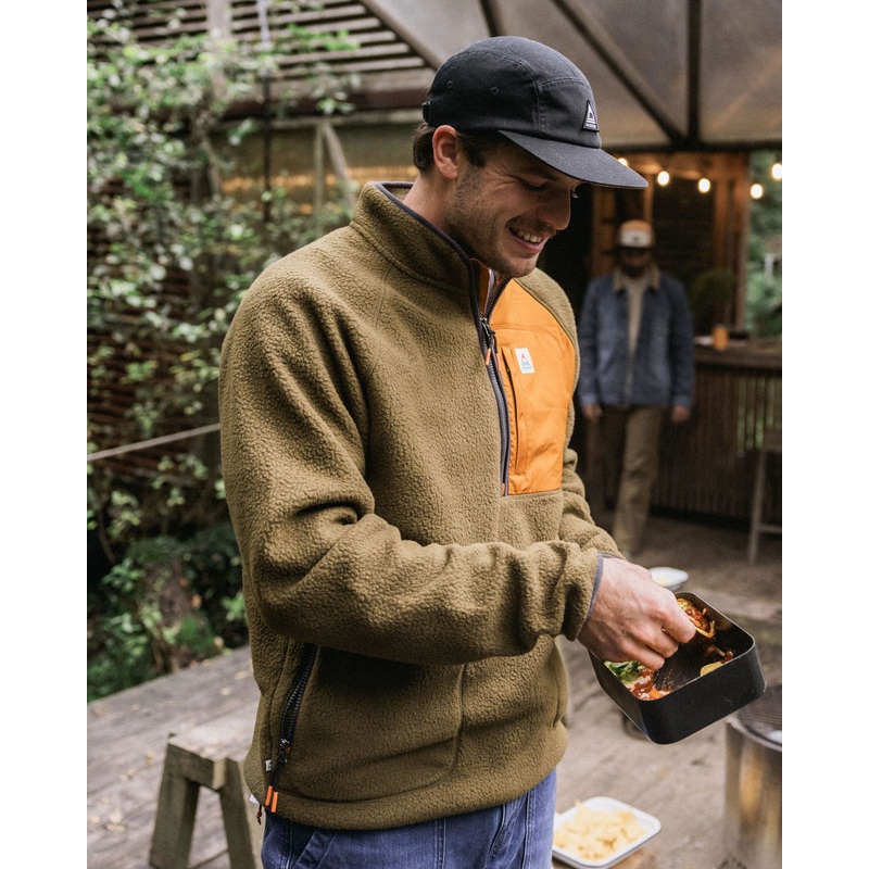 Offgrid 2.0 Recyceltes Sherpa Fleece mit 1/2 Reiverschluss – Dunkles Oliv