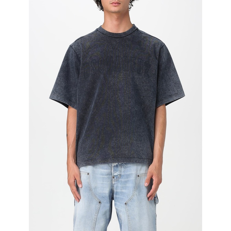 T-shirt men Dsquared2|S | $371.55 | Last one available|size