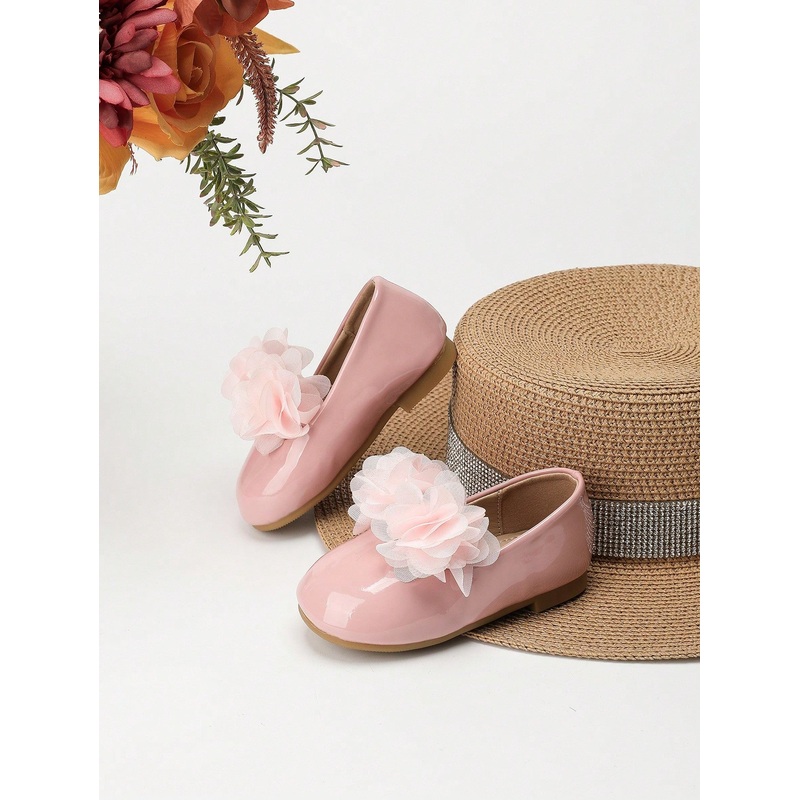 1 Pair Girls Handmade Flower PU Leather Waterproof Anti-Slip Round Toe Flat Sweet Gentle Cute New Korean Version Dopamine Small Leather Soft Bottom Low Vamp Children Performance Dance Shoes